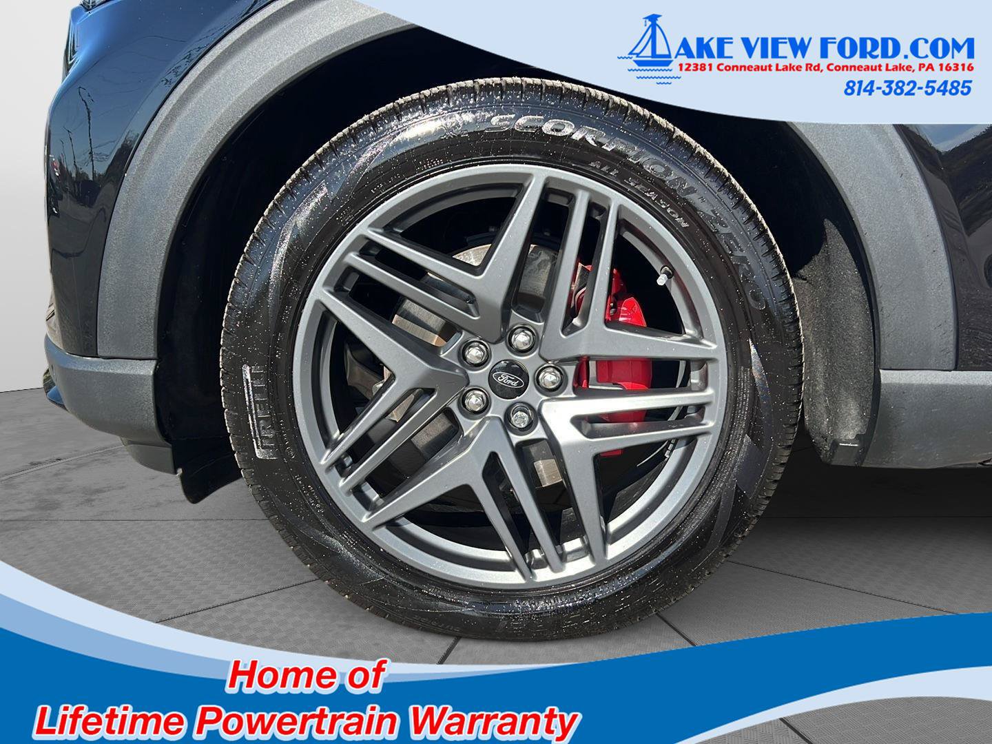 Used 2025 Ford Explorer ST AWD/4WD image 5