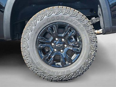New 2026 Chevrolet Silverado 1500 ZR2 w/ LPO, Dark Essentials Package AWD/4WD image 11