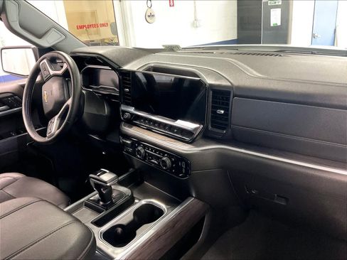 Used 2024 Chevrolet Silverado 1500 LTZ w/ LTZ Premium Package AWD/4WD image 14