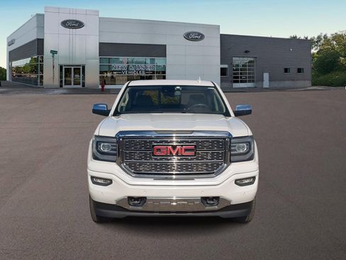 Used 2016 GMC Sierra 1500 Denali w/ Denali Ultimate Package image 3