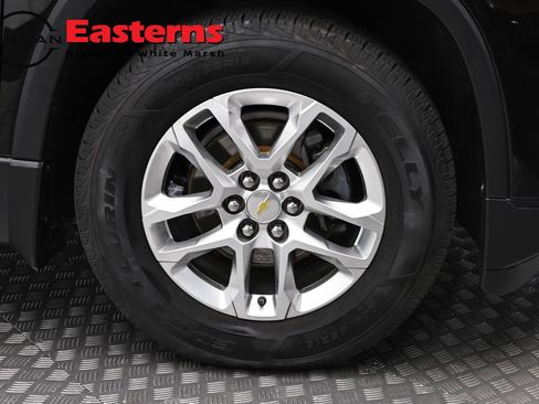 Used 2020 Chevrolet Traverse LS AWD/4WD image 32