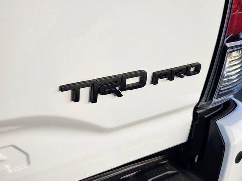 Used 2020 Toyota Tacoma image 16