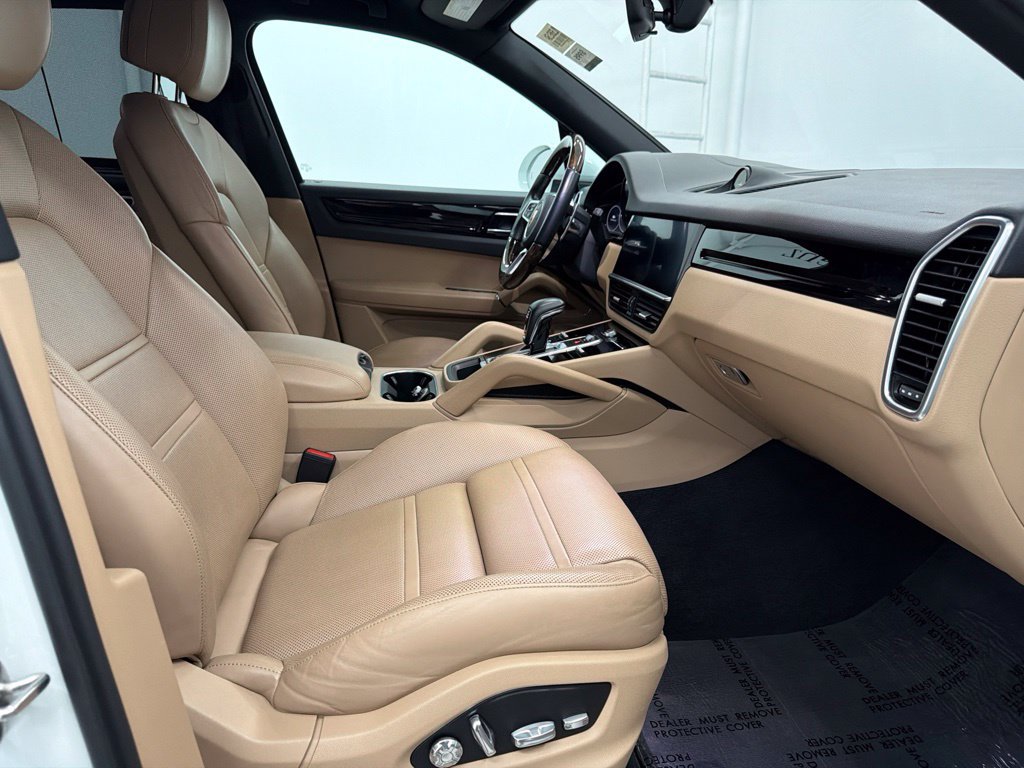 Used 2019 Porsche Cayenne AWD/4WD image 32