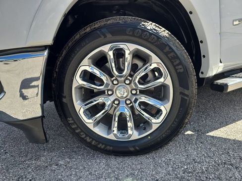 Certified 2022 RAM 1500 Laramie image 27