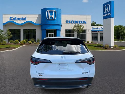 Used 2023 Honda HR-V Sport image 5