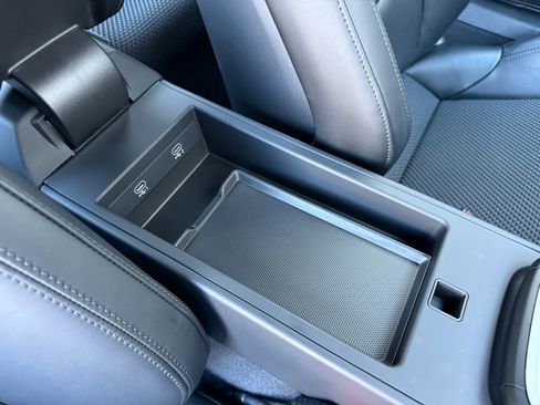 Used 2023 Porsche 911 Carrera T image 45