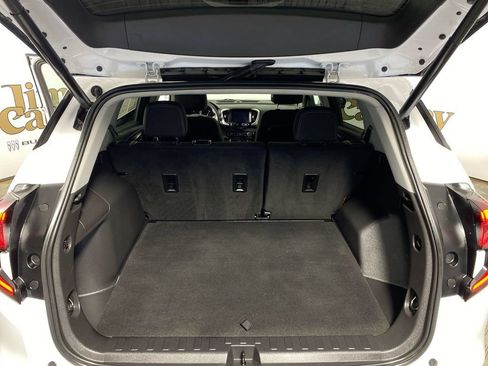 Used 2023 GMC Terrain SLE w/ Driver Convenience Package AWD/4WD image 22