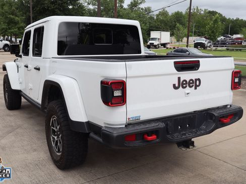 Used 2025 Jeep Gladiator Rubicon w/ Steel Bumper Group AWD/4WD image 6