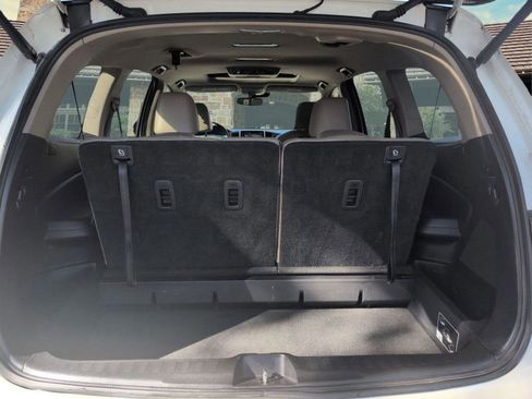 Used 2016 Honda Pilot Touring image 25