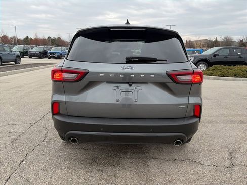 Used 2025 Ford Escape ST-Line w/ Equipment Group 301A image 6