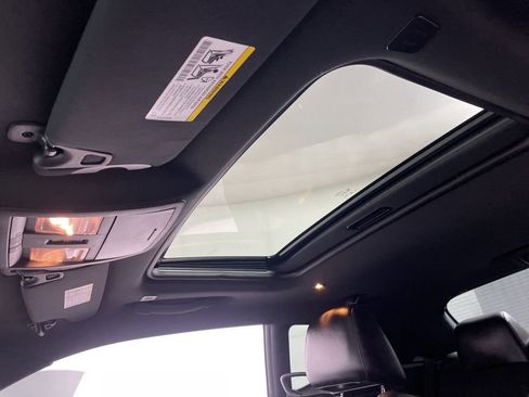 Used 2023 Dodge Challenger R/T Scat Pack image 18