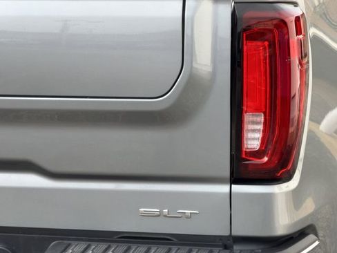 Used 2025 GMC Sierra 1500 SLT RWD image 10