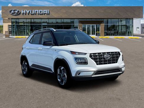 New 2026 Hyundai Venue SEL image 11