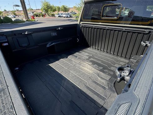 New 2025 Toyota Tacoma TRD Off-Road image 10