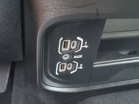 Used 2024 RAM 2500 Big Horn image 25