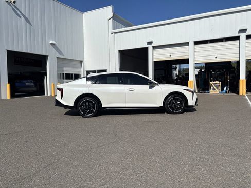 Used 2025 Kia K4 GT-Line FWD image 8