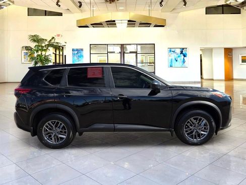 Certified 2022 Nissan Rogue S AWD/4WD image 4