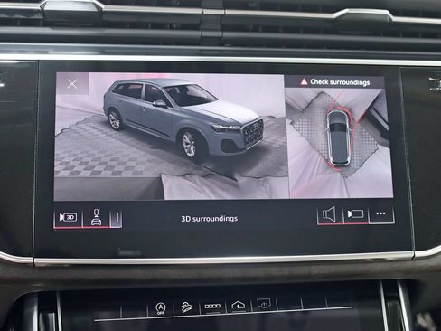 Used 2025 Audi Q7 3.0T Premium Plus AWD/4WD image 19