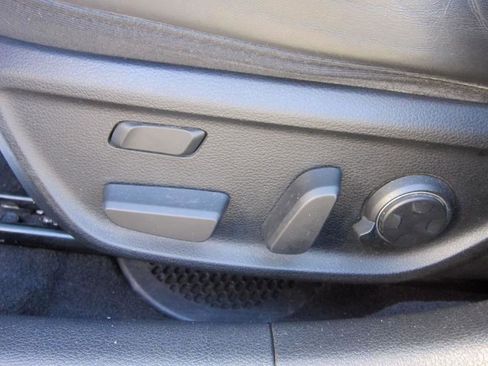 Used 2019 Genesis G70 3.3T Dynamic image 25