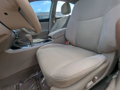 Used 2014 Nissan Altima 2.5 S w/ Display Audio Package image 17