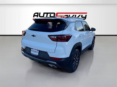 Used 2024 Chevrolet TrailBlazer ACTIV w/ Convenience Package image 7