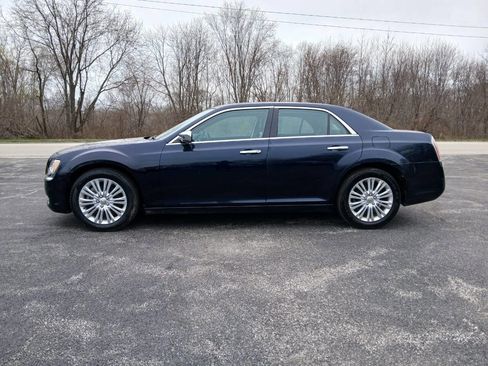 Used 2012 Chrysler 300 Limited image 5