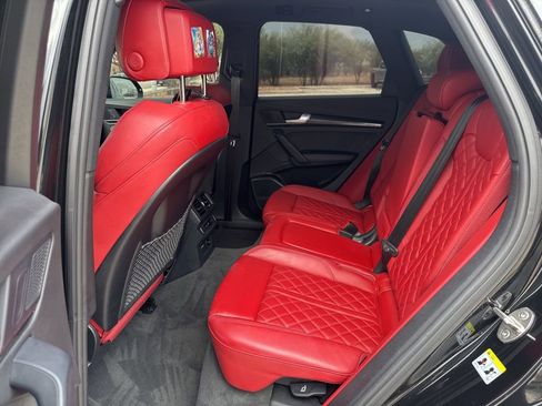 Used 2023 Audi SQ5 Premium Plus w/ Premium Plus Package image 10