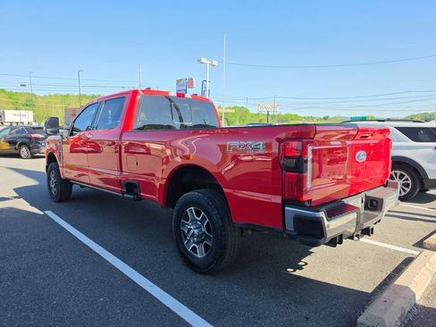 Used 2023 Ford F350 Lariat w/ Lariat Ultimate Package AWD/4WD image 5
