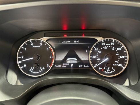 Used 2022 Nissan Rogue SV FWD image 19