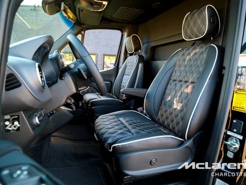 New 2024 Mercedes-Benz Sprinter 3500 image 8