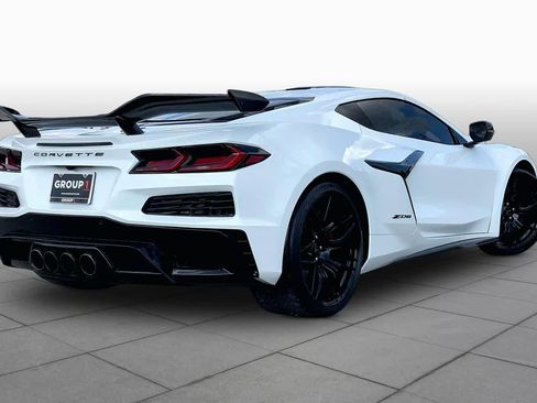 Used 2025 Chevrolet Corvette Z06 w/ Z07 Performance Package RWD image 13