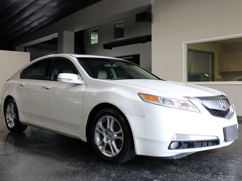 Used 2010 Acura TL FWD image 1