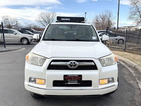 Used 2013 Toyota 4Runner SR5 image 3