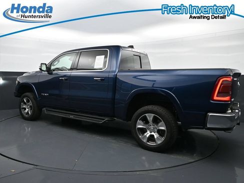 Used 2022 RAM 1500 Laramie AWD/4WD image 7