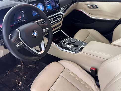 Used 2023 BMW 330i Sedan w/ Parking Assistance Package RWD image 4