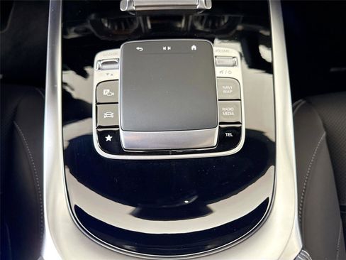 Used 2025 Mercedes-Benz G 63 AMG 4MATIC image 19