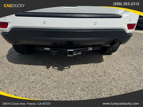 Used 2016 Jeep Grand Cherokee Laredo 75th Anniversary image 25