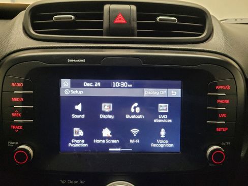 Used 2019 Kia Soul + image 25