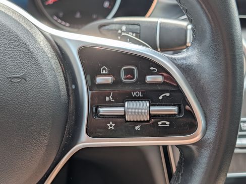 Used 2020 Mercedes-Benz C 300 4MATIC Sedan image 30