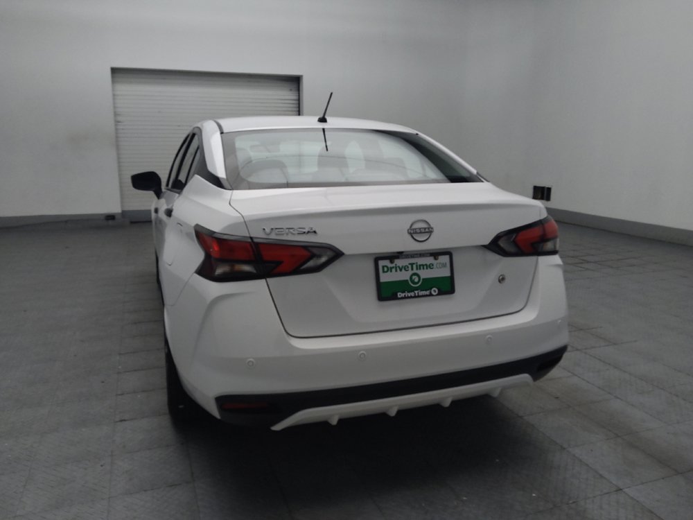 Used 2025 Nissan Versa S FWD image 6