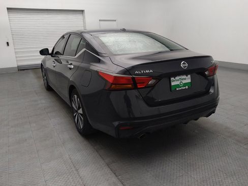 Used 2019 Nissan Altima 2.5 SV image 5