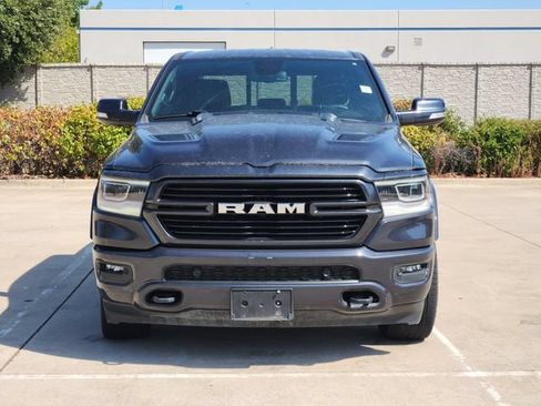 Used 2019 RAM 1500 Laramie AWD/4WD image 2