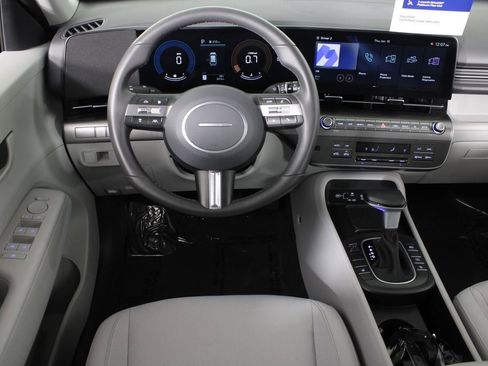 Used 2026 Hyundai Kona SEL Sport image 7