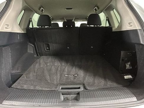 Used 2026 Nissan Rogue SV w/ Cold Weather Package AWD/4WD image 26
