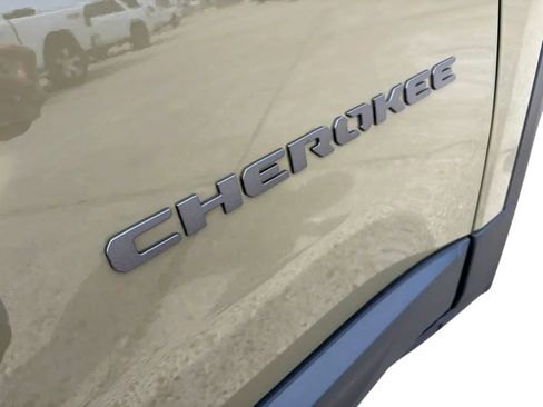 New 2026 Jeep Cherokee Laredo AWD/4WD image 9