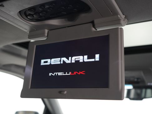 Used 2020 GMC Yukon XL Denali w/ Denali Premium Package AWD/4WD image 17