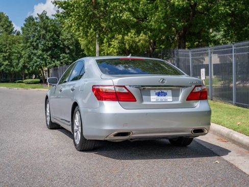Used 2012 Lexus LS 460 AWD w/ Luxury Value Edition image 7