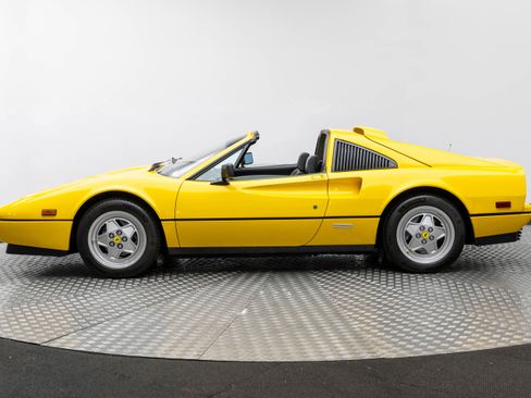 Used 1988 Ferrari 328 GTS image 2