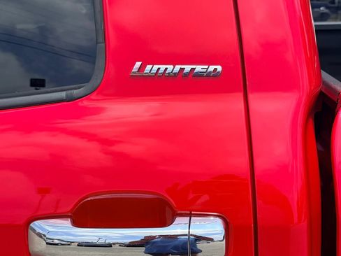 Used 2016 Toyota Tundra Limited w/ Limited Premium Package AWD/4WD image 10