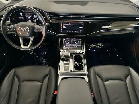 Used 2021 Audi Q7 3.0T Premium w/ Convenience Package image 16